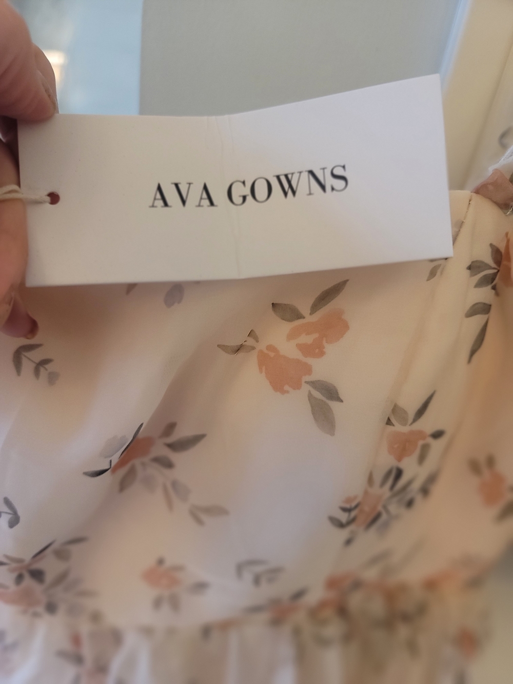 NWT Ava Gowns Cottage Core Dreams Floral Puff-Sleeve Maxi Dress 4 Photo Shoot - Picture 7 of 10